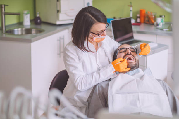 Best Cosmetic Emergency Dentistry in Hitchcock, TX